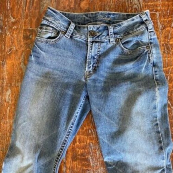 SILVER Suki DENIM Mid-rise BOOTCUT Stretch JEANS~ 27 (abt 2-4) med-wash * EUC - Picture 2 of 10